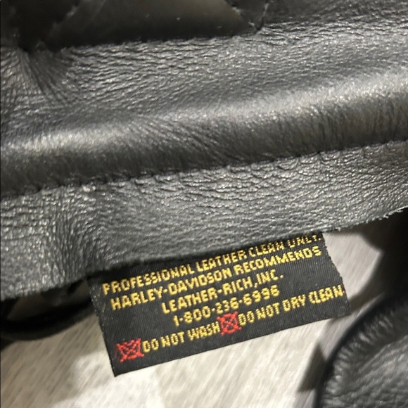 Harley Davidson Black Leather Chaps with Zipper Detail XS main image 5